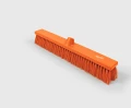 Miotła do zamiatania Salmon Hillbrush B1657T o długości 500 mm, ze średniej twardości włosiem, w kolorze pomarańczowym