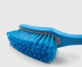 Szczotka z raczką Salmon Hillbrush D9BRES 406 mm twarde włosie niebieska